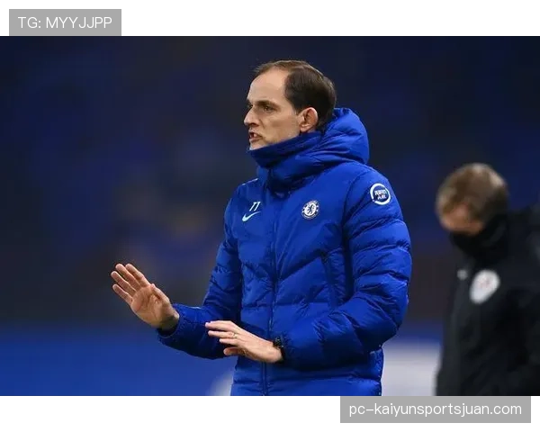 切尔西中场功能重叠致节奏问题，攻防转换效率受限